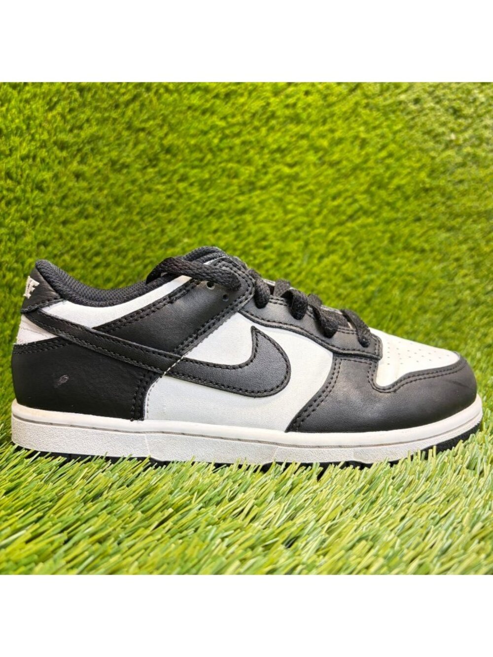Nike Dunk Low Retro Boys Size 3Y White Black Athletic Leather Shoes Sneakers